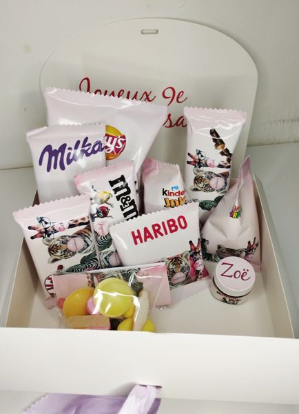 Box gourmande anniversaire personnalisée à offrir (X 10 articles),