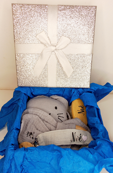 Coffret Cadeau de Naissance Personnalisé