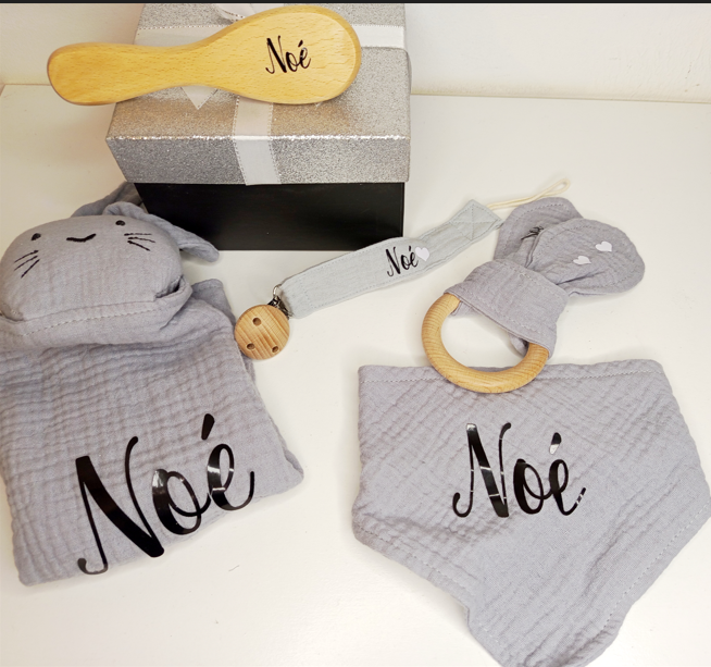 Coffret Cadeau de Naissance Personnalisé