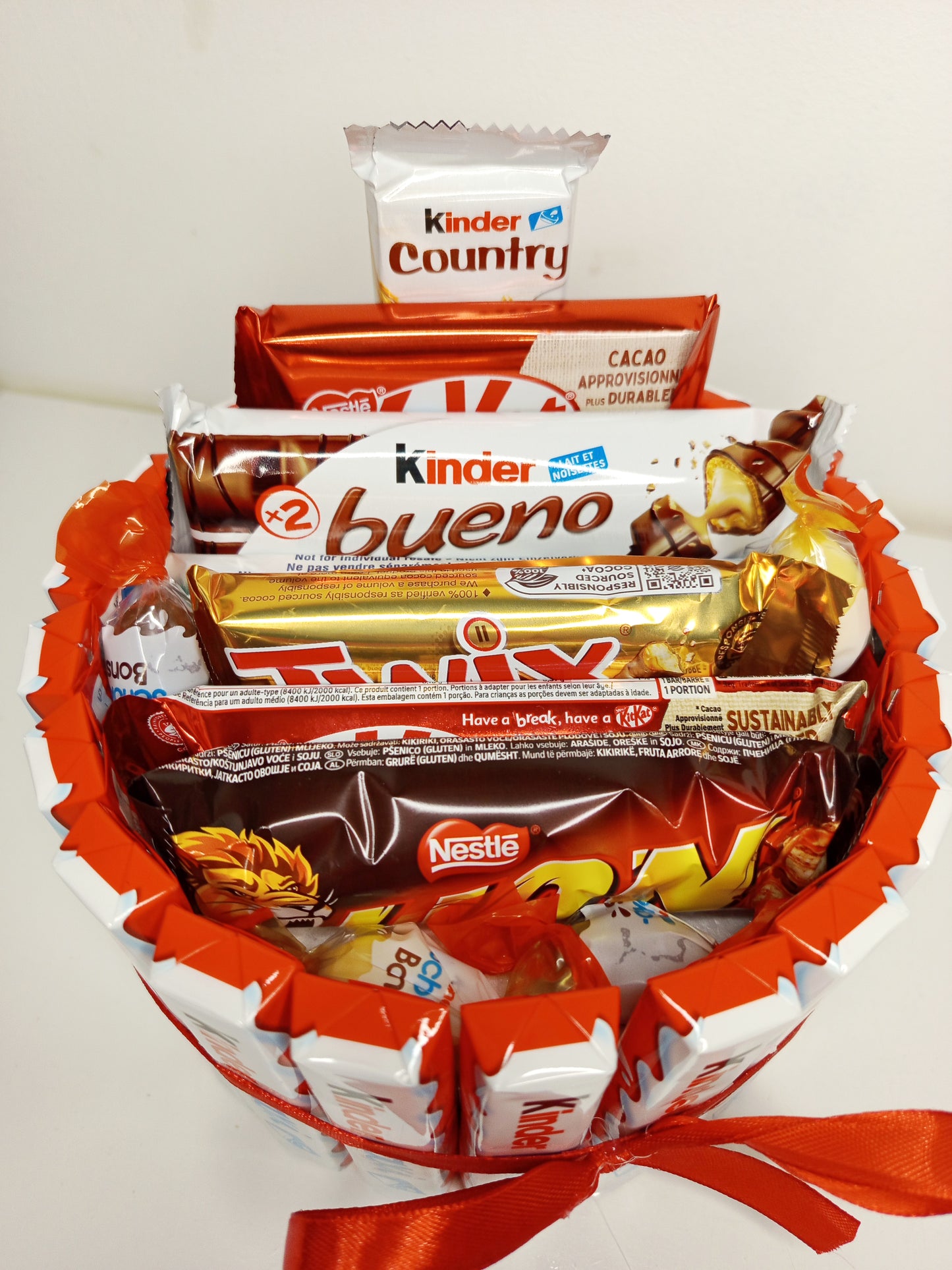 Box Kinder 15cm personnalisée pour fête des mères, collègues, anniversaire....